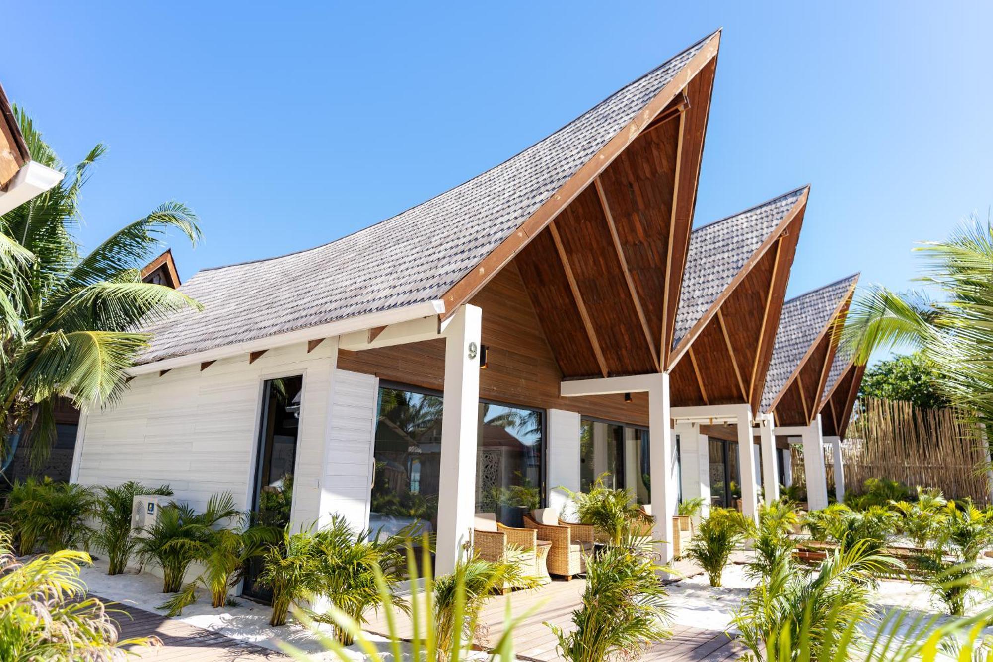 Golden Beach Resort Sok San Village Экстерьер фото