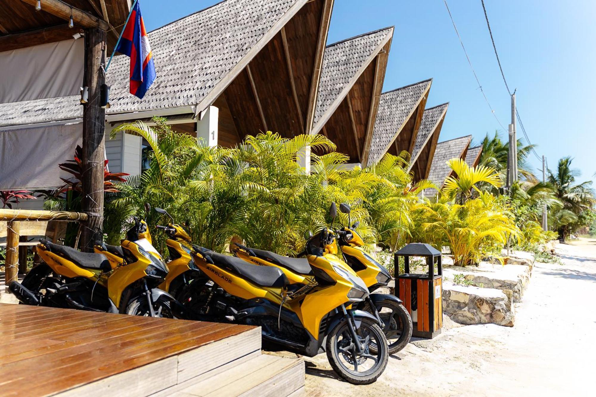 Golden Beach Resort Sok San Village Экстерьер фото