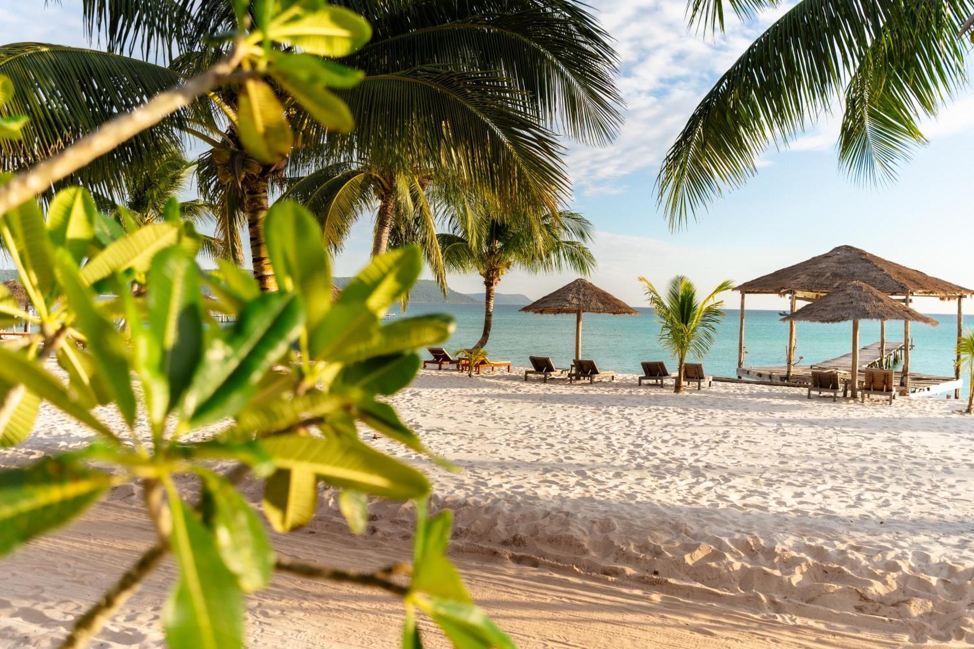 Golden Beach Resort Sok San Village Экстерьер фото