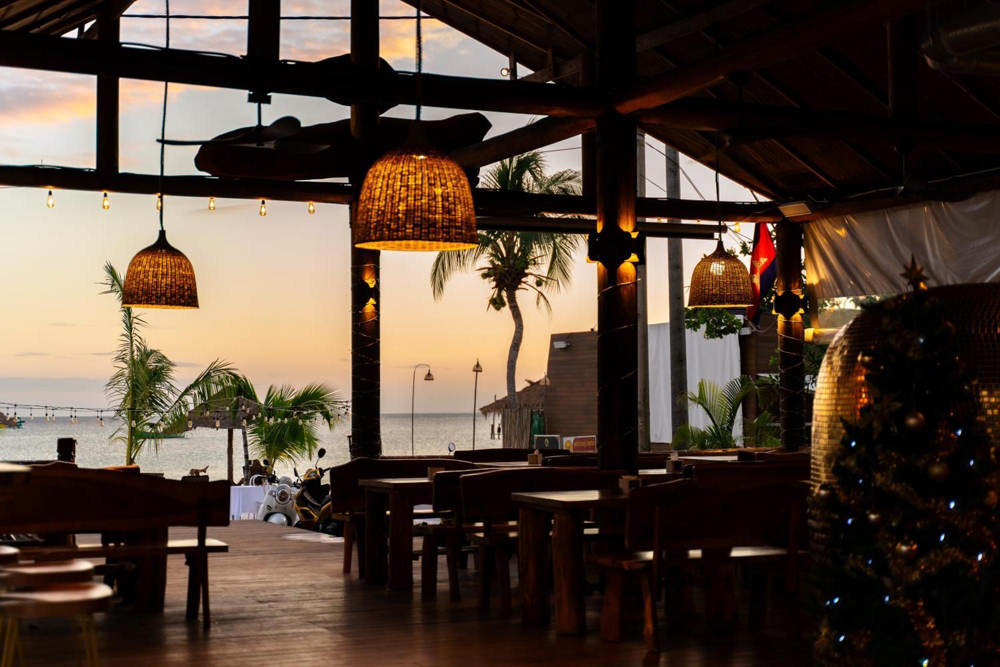 Golden Beach Resort Sok San Village Экстерьер фото