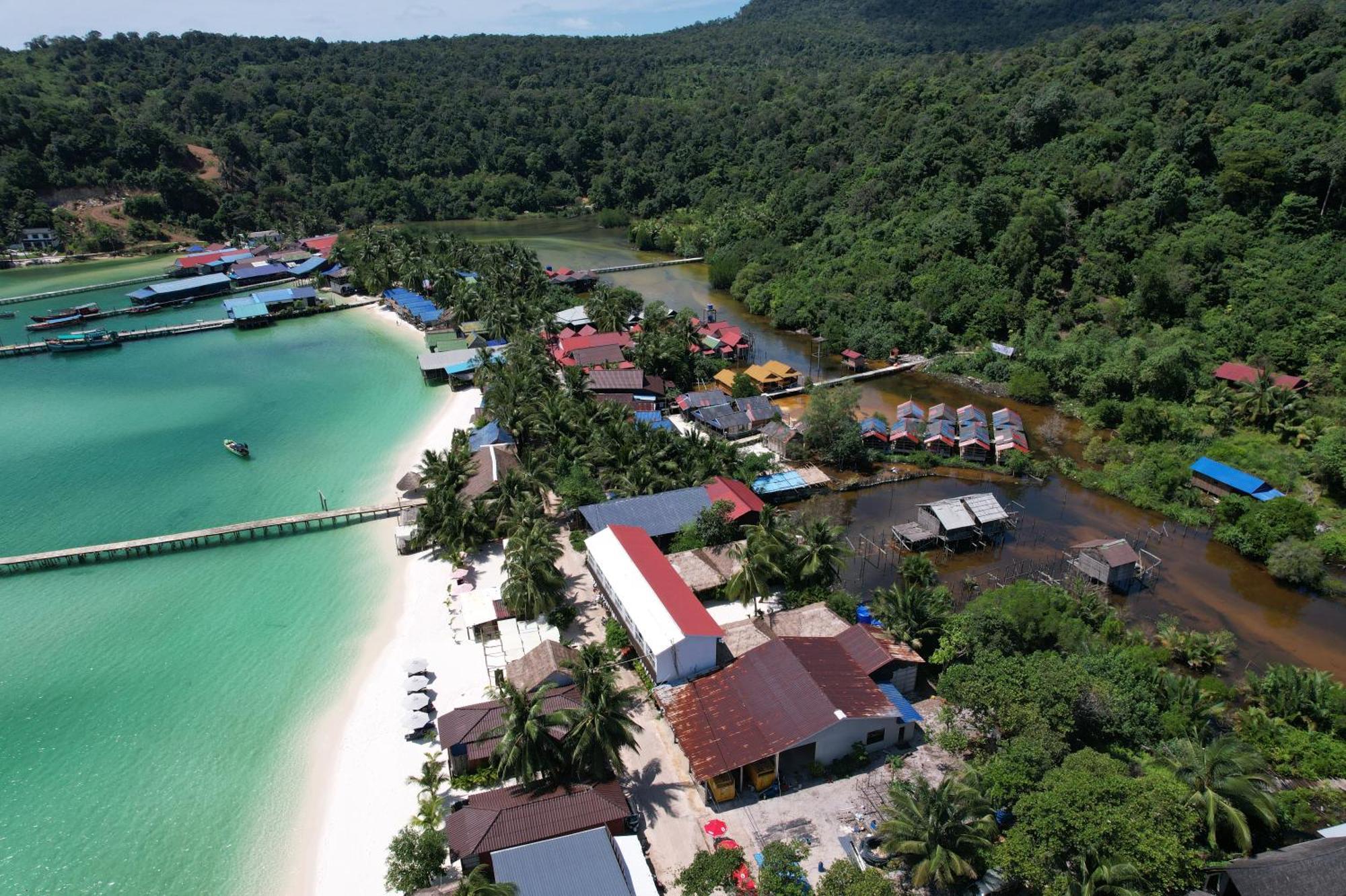 Golden Beach Resort Sok San Village Экстерьер фото